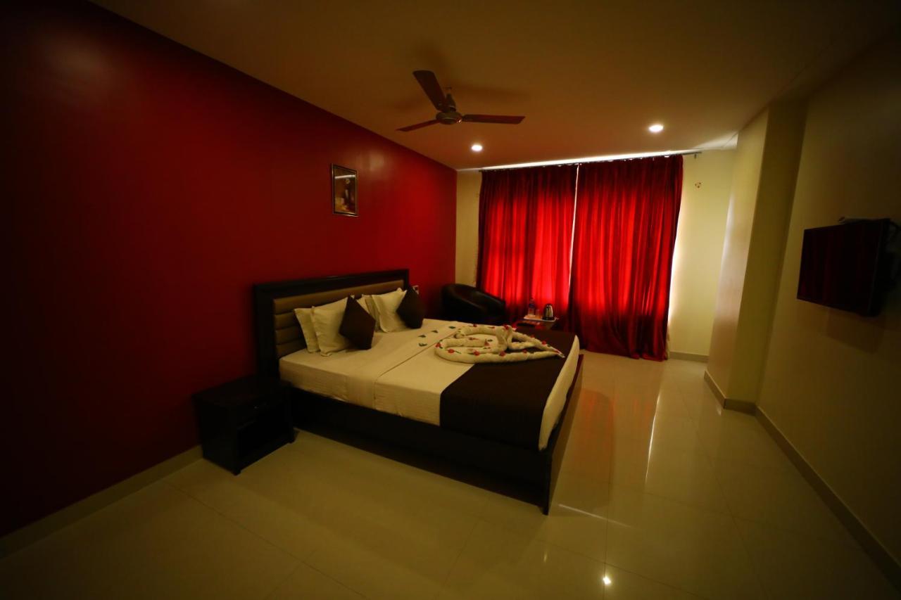 Rio Grande Residency Hotel Madurai Buitenkant foto